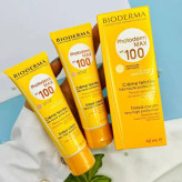 کرم ضد افتاب بیودرما فتودرم مکس SPF100
